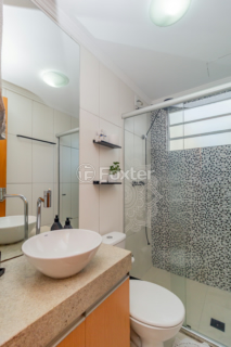 Image 9 - 871800