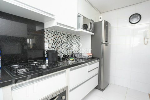 Image 7 - 872057