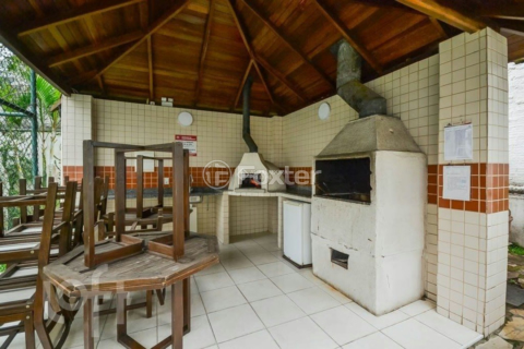 Image 32 - 872092