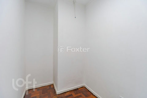 Image 30 - 872421