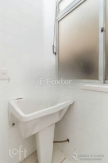 Image 6 - 872426