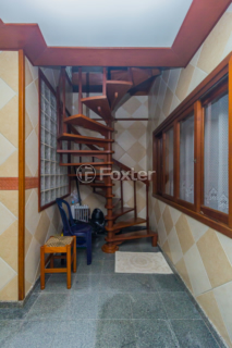 Image 6 - 872429