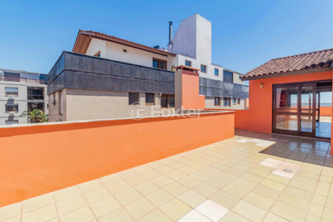Image 3 - 872434