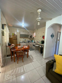 Image 12 - 872436