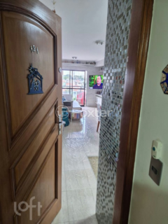 Image 14 - 872502
