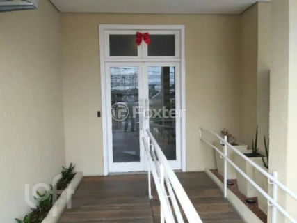 Image 21 - 872528