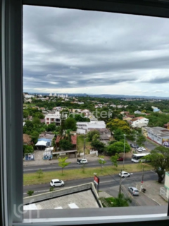 Image 25 - 872528