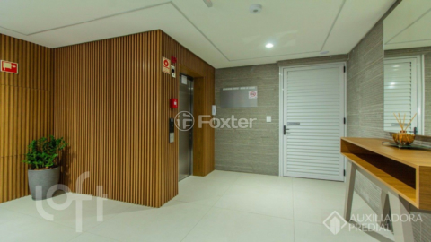 Image 17 - 872734