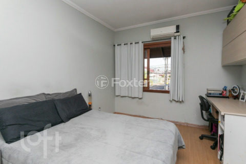 Image 31 - 872736
