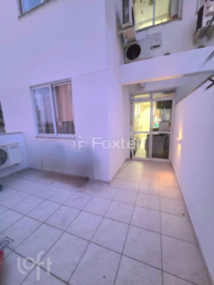 Image 7 - 872739