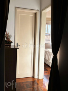 Image 5 - 872786