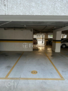 Image 11 - 872864