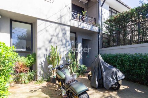 Image 38 - 872870