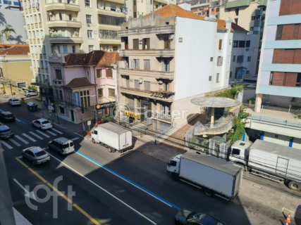 Image 1 - 872986