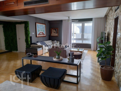 Image 7 - 872986