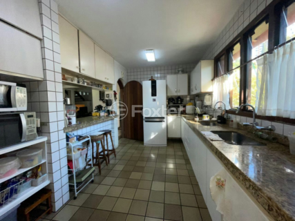 Image 7 - 872993
