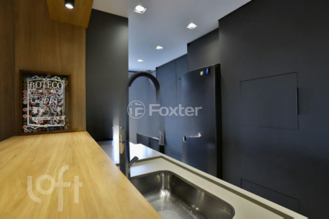 Image 7 - 873177