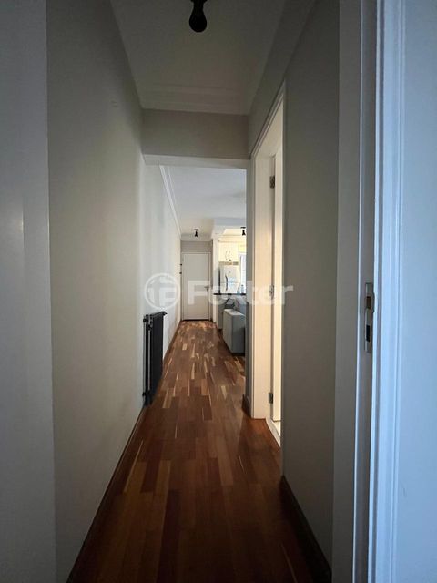 Image 6 - 873287