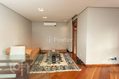 Image 7 - 873586