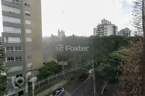 Image 13 - 873586