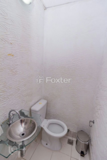 Image 30 - 873640