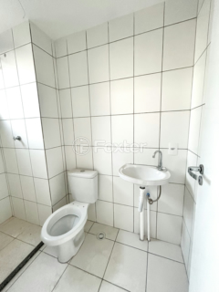 Image 10 - 873690