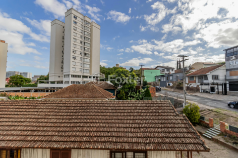 Image 23 - 873776