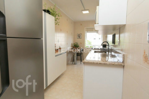 Image 10 - 873960