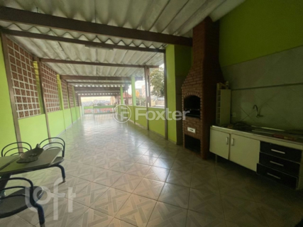Image 9 - 874111