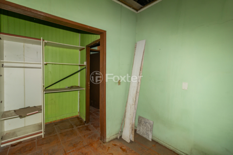 Image 4 - 874156