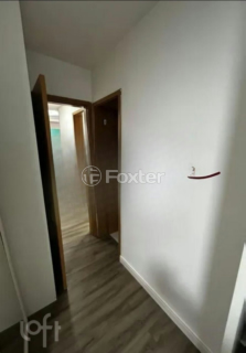Image 9 - 874158