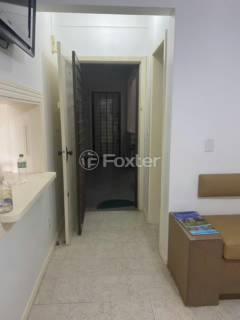 Image 9 - 874269