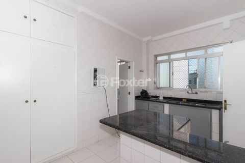 Image 31 - 874293