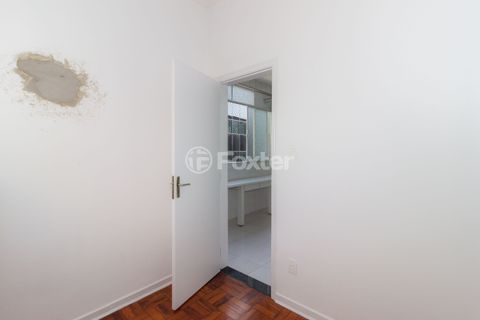 Image 37 - 874293