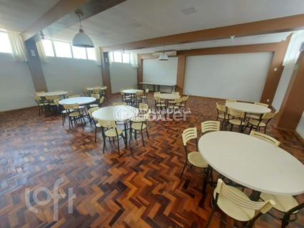 Image 21 - 874476