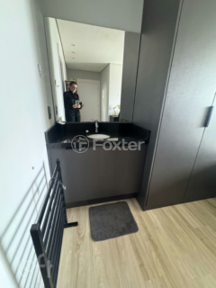 Image 8 - 874546