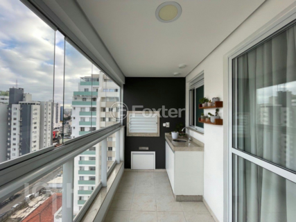 Image 19 - 874549