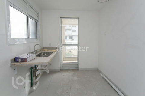 Image 8 - 874560