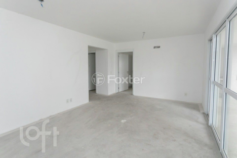 Image 4 - 874560