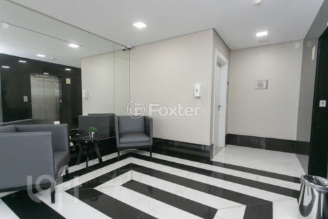 Image 37 - 874560