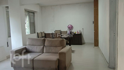 Image 7 - 874597