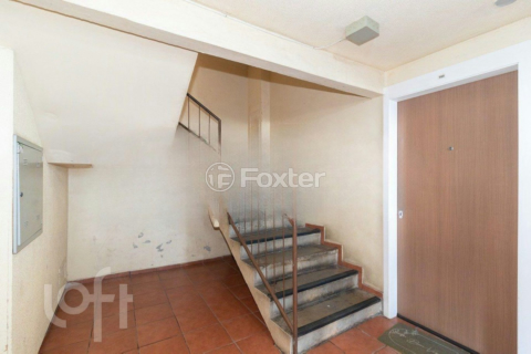 Image 15 - 874612