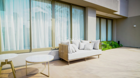Image 12 - 874622