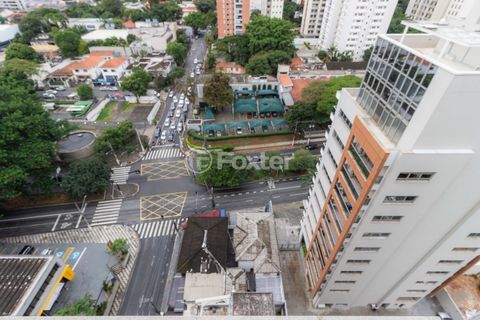 Image 31 - 874636