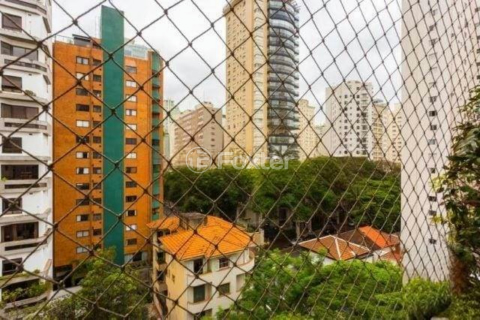 Image 6 - 874646