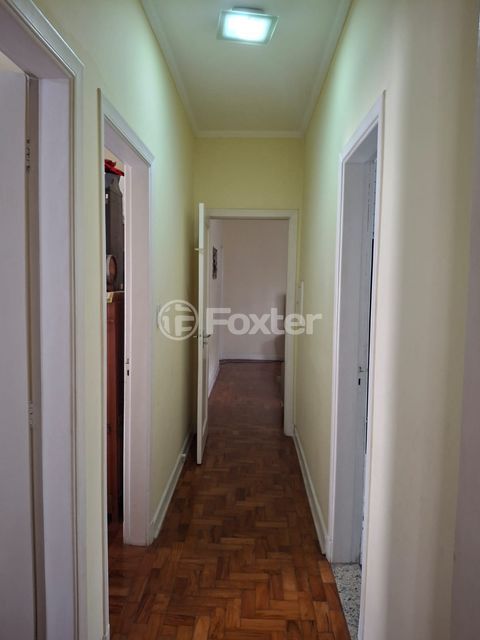 Image 7 - 874885