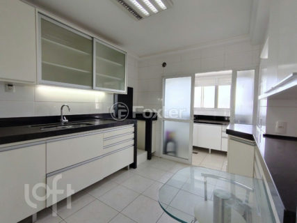 Image 3 - 875004