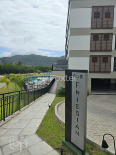 Image 4 - 875034