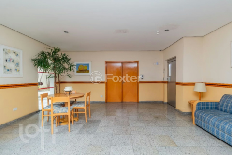 Image 41 - 875036
