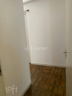 Image 8 - 875038